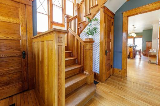 121 N 5th Street, Montevideo, MN 56265