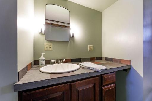 121 N 5th Street, Montevideo, MN 56265