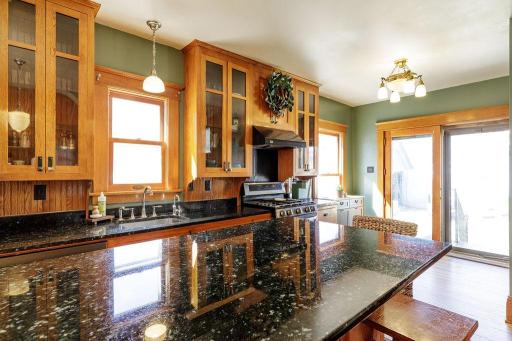 121 N 5th Street, Montevideo, MN 56265