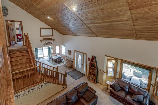 Living Room/Entry