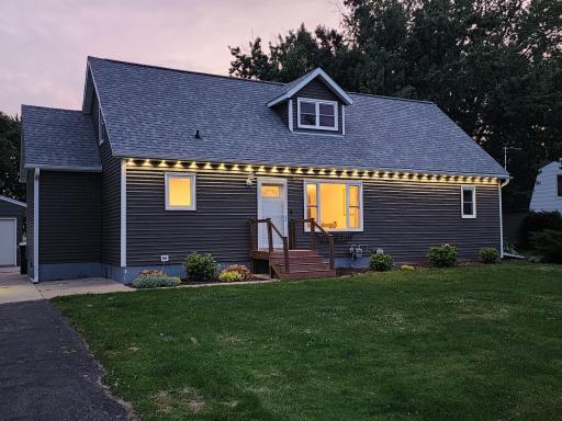 22341 570th Avenue, Austin, MN 55912