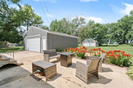 22341 570th Avenue, Austin, MN 55912