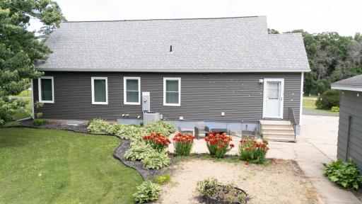 22341 570th Avenue, Austin, MN 55912