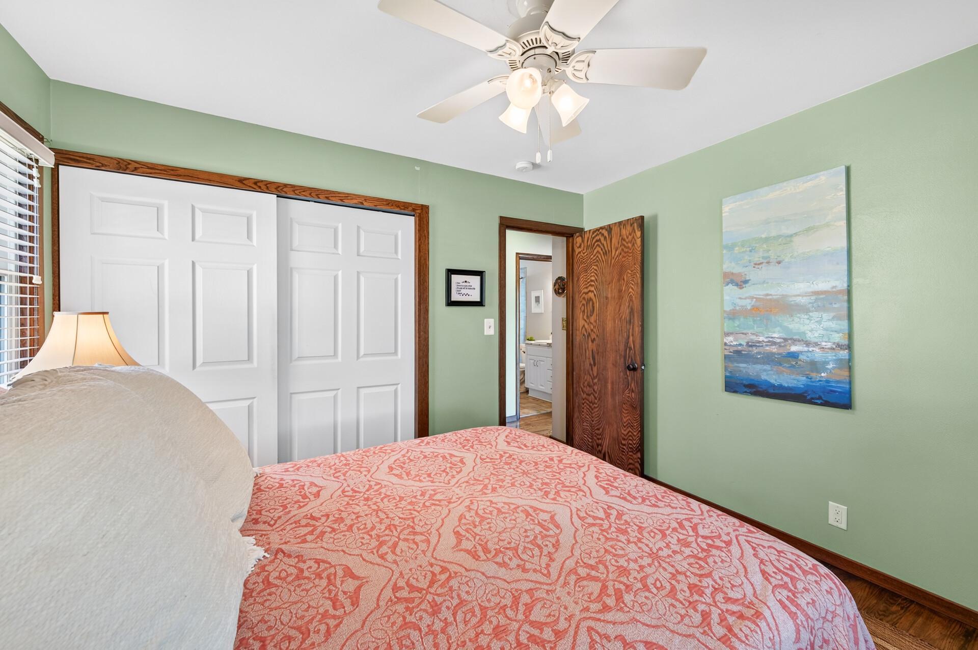 Note the newer closet doors.