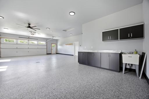 4983 167th Avenue SE, Kindred, ND 58051