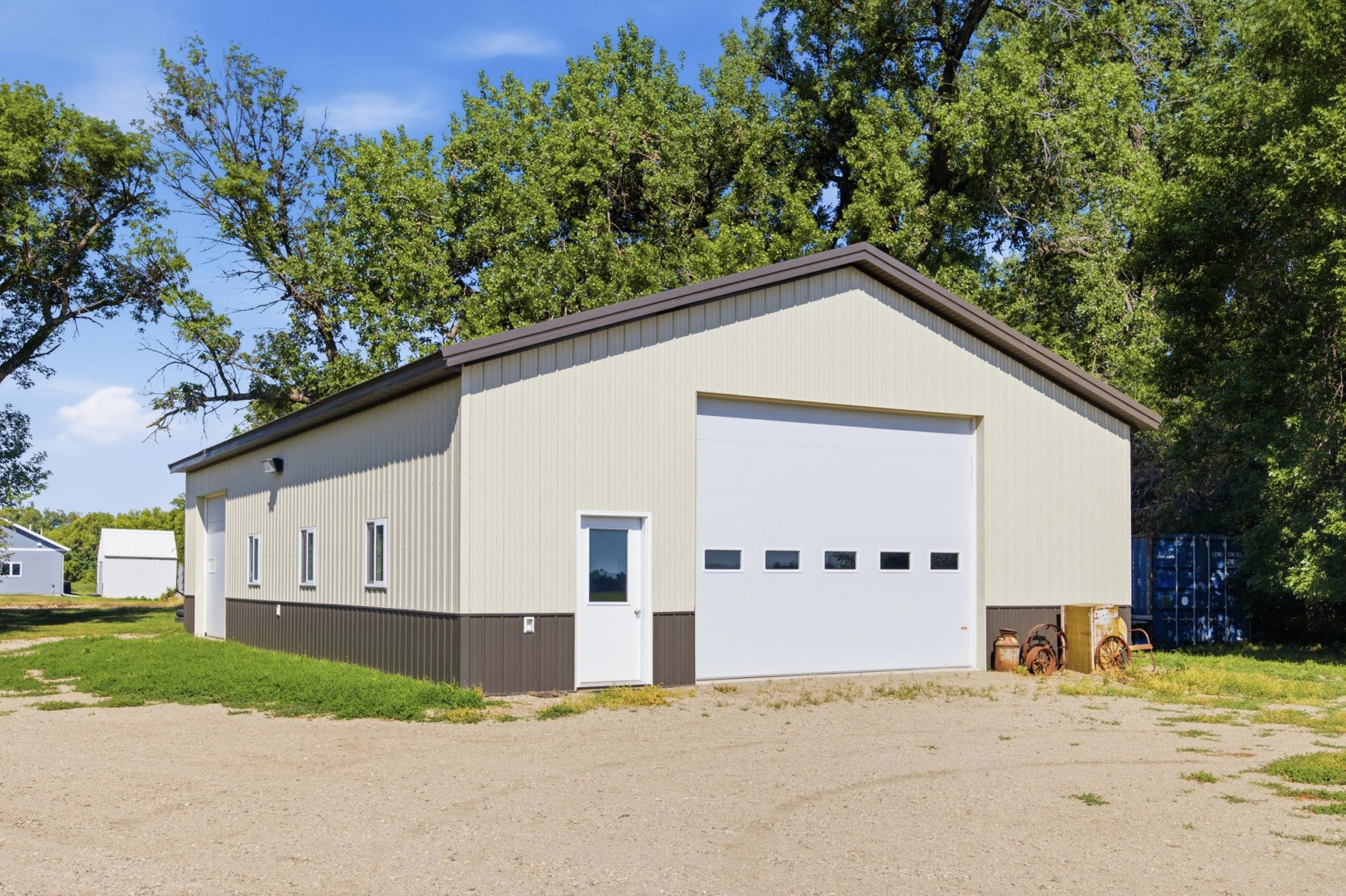 2nd Garage Space