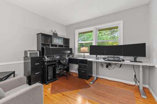 215 Union Terrace Lane N, Minneapolis, MN 55441
