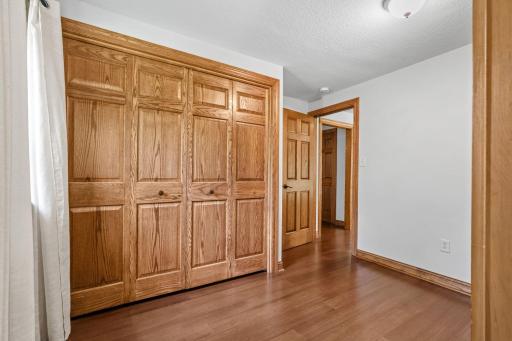 215 Union Terrace Lane N, Minneapolis, MN 55441
