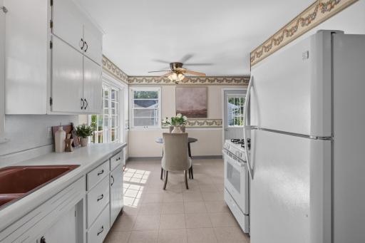 5332 Quail Avenue N, Minneapolis, MN 55429