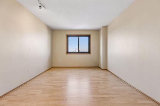 400 Groveland Avenue, 1212, Minneapolis, MN 55403