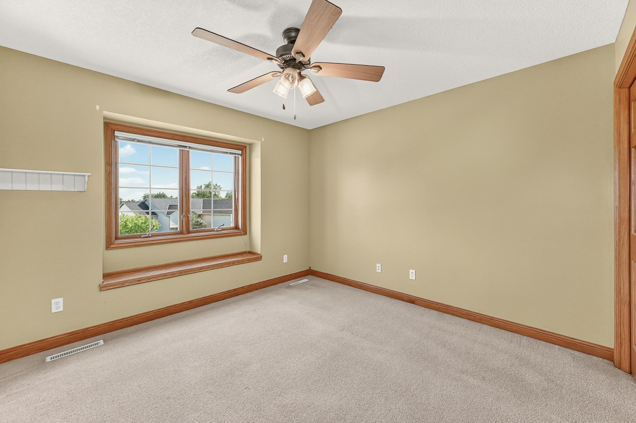 Bedroom 4.jpg