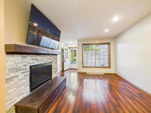 1853 Riverwood Drive, 4, Burnsville, MN 55337
