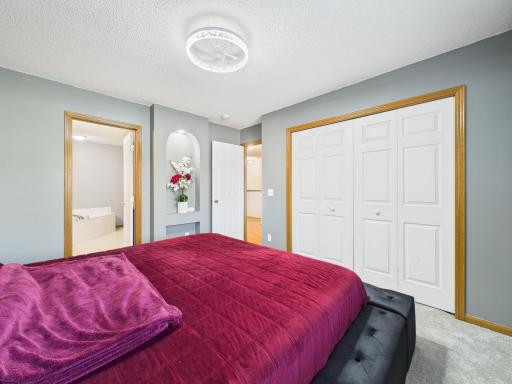 1853 Riverwood Drive, 4, Burnsville, MN 55337