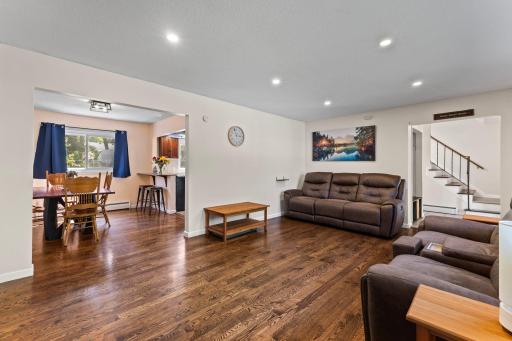2003 Tamarack Lane, Burnsville, MN 55337