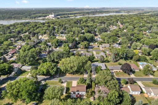 2003 Tamarack Lane, Burnsville, MN 55337