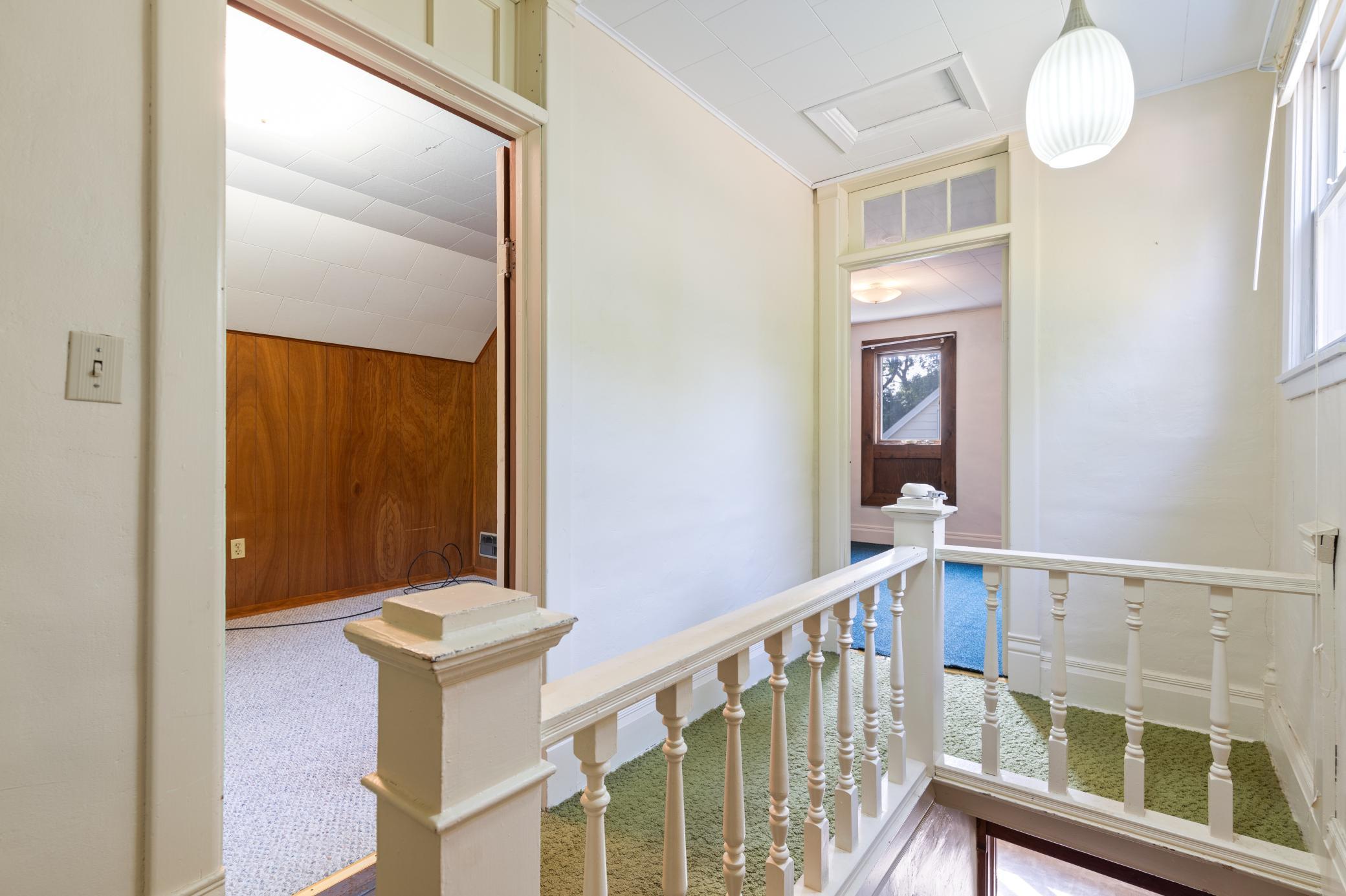 Upper level landing