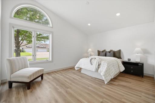 9136 Windsor Terrace, Minneapolis, MN 55443