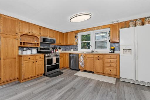 312 4th Avenue, Bovey, MN 55709