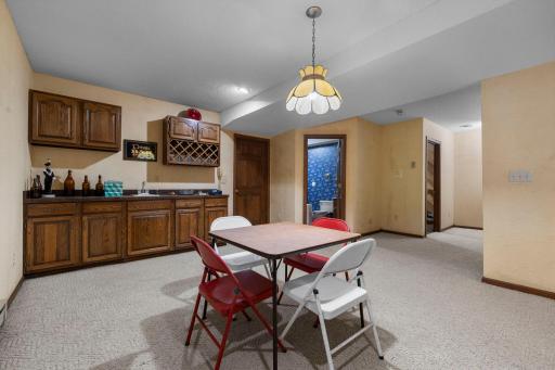 6 Lacosta Drive, Saint Paul, MN 55110