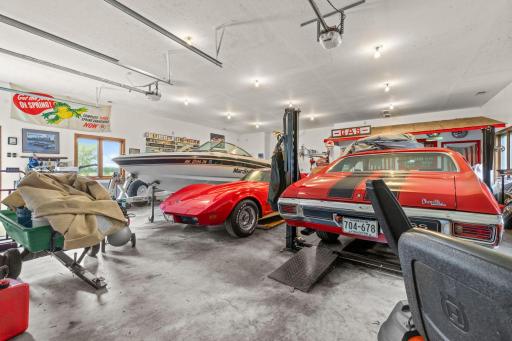 6 Lacosta Drive, Saint Paul, MN 55110