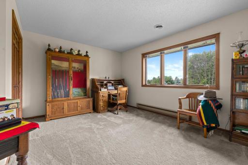 6 Lacosta Drive, Saint Paul, MN 55110