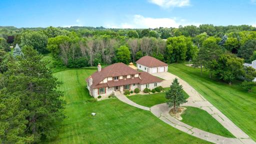 6 Lacosta Drive, Saint Paul, MN 55110