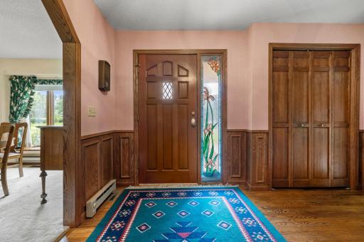 6 Lacosta Drive, Saint Paul, MN 55110