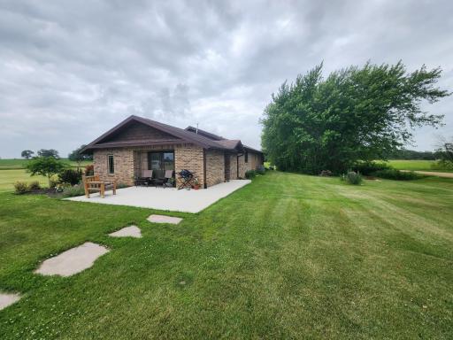 75842 115th Street, Le Roy, MN 55951