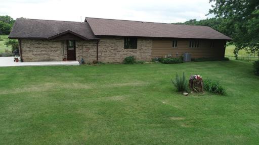 75842 115th Street, Le Roy, MN 55951