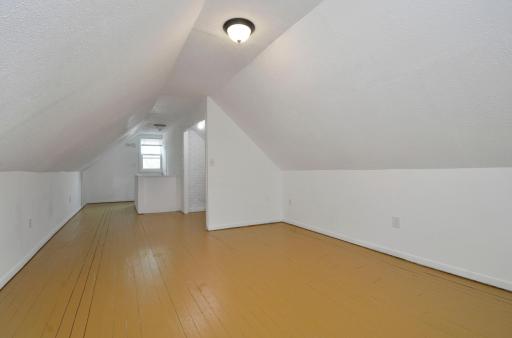 1139 Magnolia Avenue E, Saint Paul, MN 55106