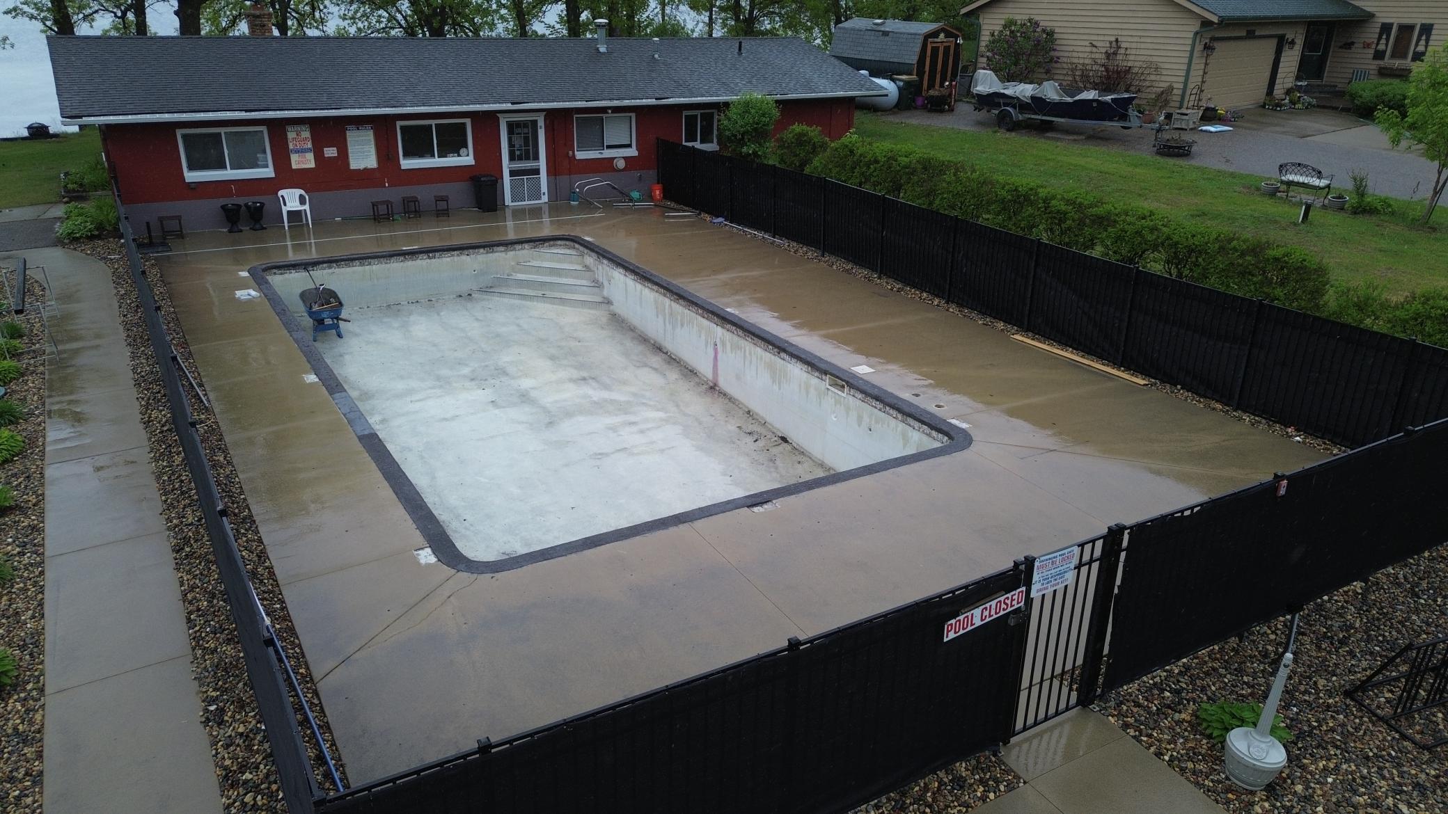 Horseshoe Shores Pool
