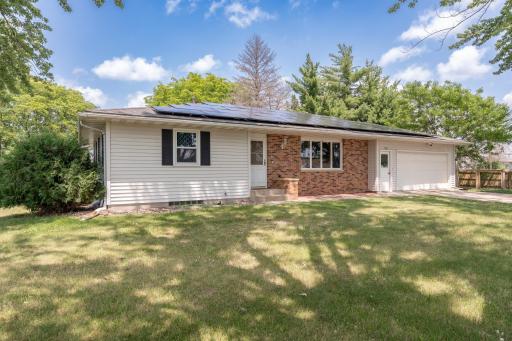 300 E Raven Street, Belle Plaine, MN 56011