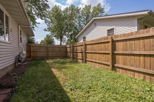 300 E Raven Street, Belle Plaine, MN 56011