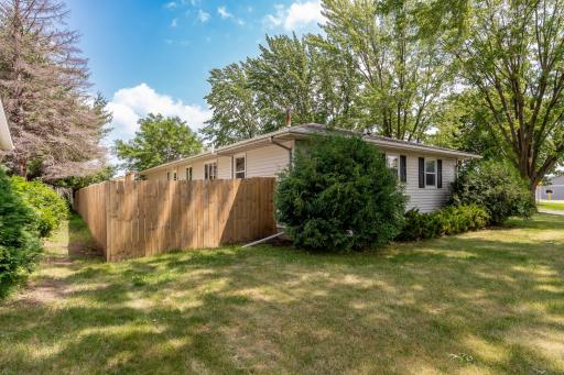 300 E Raven Street, Belle Plaine, MN 56011