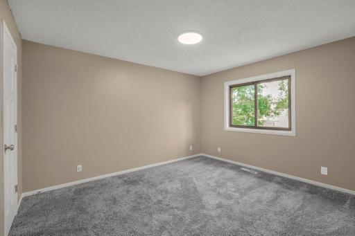5 Crusader Avenue E, C, Saint Paul, MN 55118