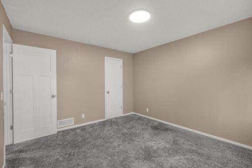 5 Crusader Avenue E, C, Saint Paul, MN 55118