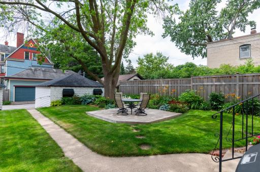 830 Lincoln Avenue, Saint Paul, MN 55105