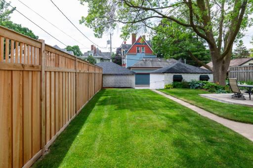 830 Lincoln Avenue, Saint Paul, MN 55105