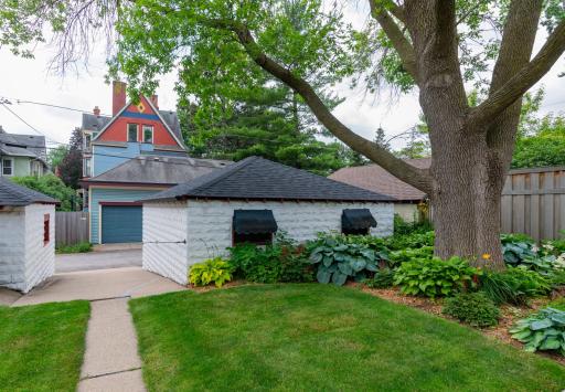 830 Lincoln Avenue, Saint Paul, MN 55105