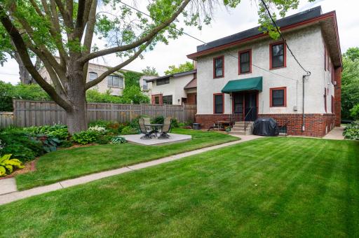 830 Lincoln Avenue, Saint Paul, MN 55105