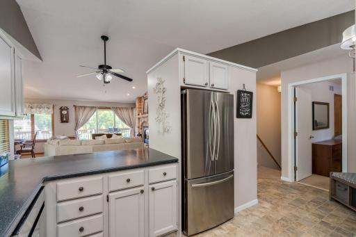 6105 Shamrock Drive, Madison Lake, MN 56063