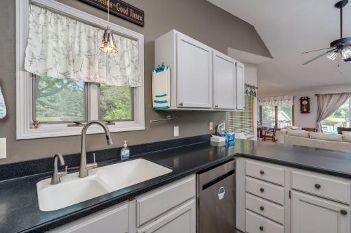6105 Shamrock Drive, Madison Lake, MN 56063