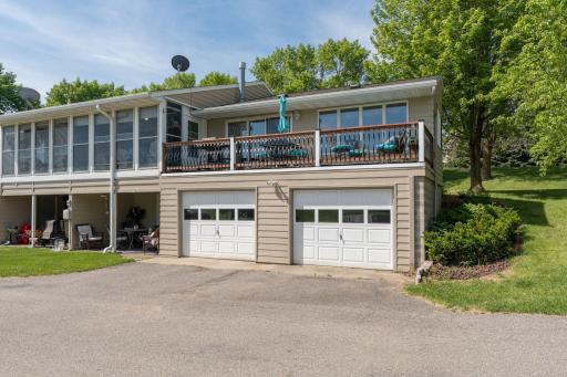 6105 Shamrock Drive, Madison Lake, MN 56063