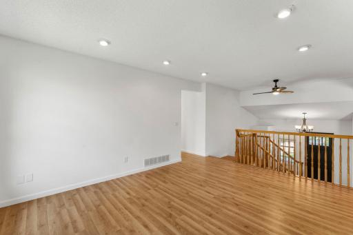 6522 Gray Fox Curve, Chanhassen, MN 55317