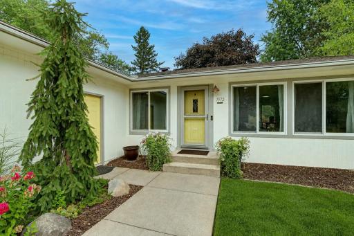 7572 Carillon Plaza W, Woodbury, MN 55125