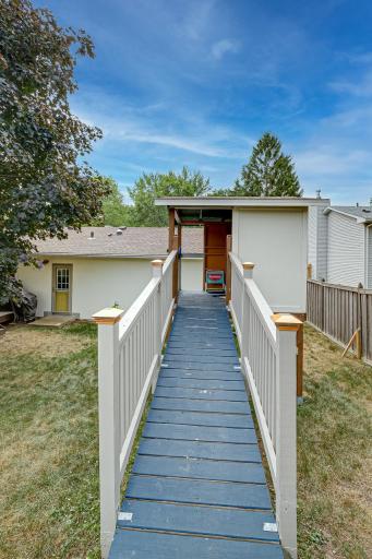 7572 Carillon Plaza W, Woodbury, MN 55125