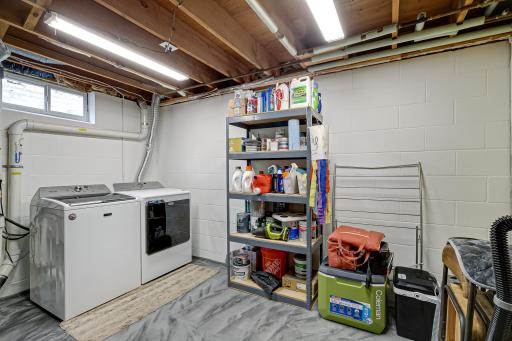 7572 Carillon Plaza W, Woodbury, MN 55125