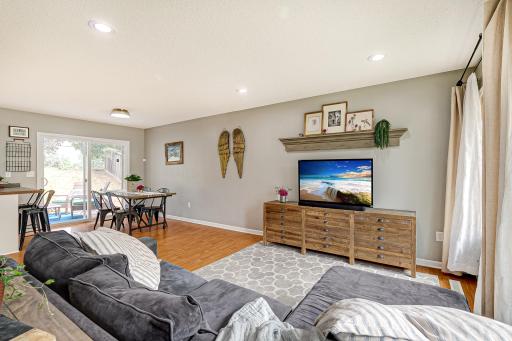 7572 Carillon Plaza W, Woodbury, MN 55125