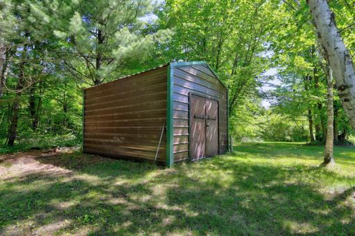 17067 S Highbanks Rd NE, Deer River, MN 56636