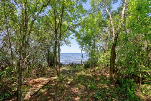 17067 S Highbanks Rd NE, Deer River, MN 56636